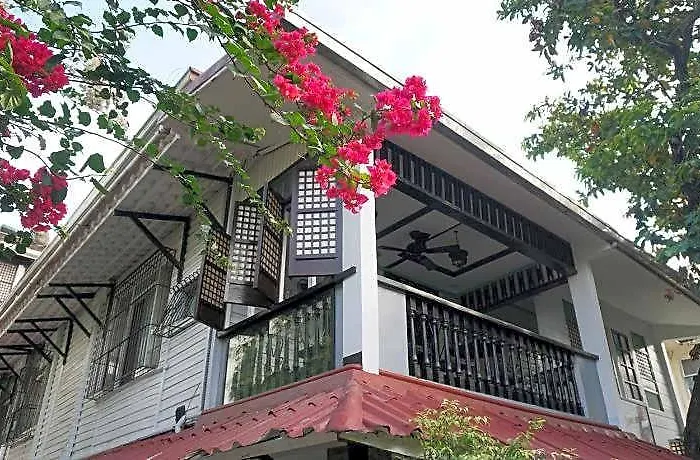 Park Avenue 2443 Pasay 3*