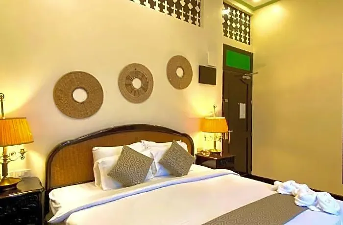 Park Avenue 2443 Pasay Hotel Manila